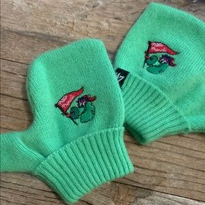 Phillies Toddler Bright Lime Green Phillies Phanatic Mittens